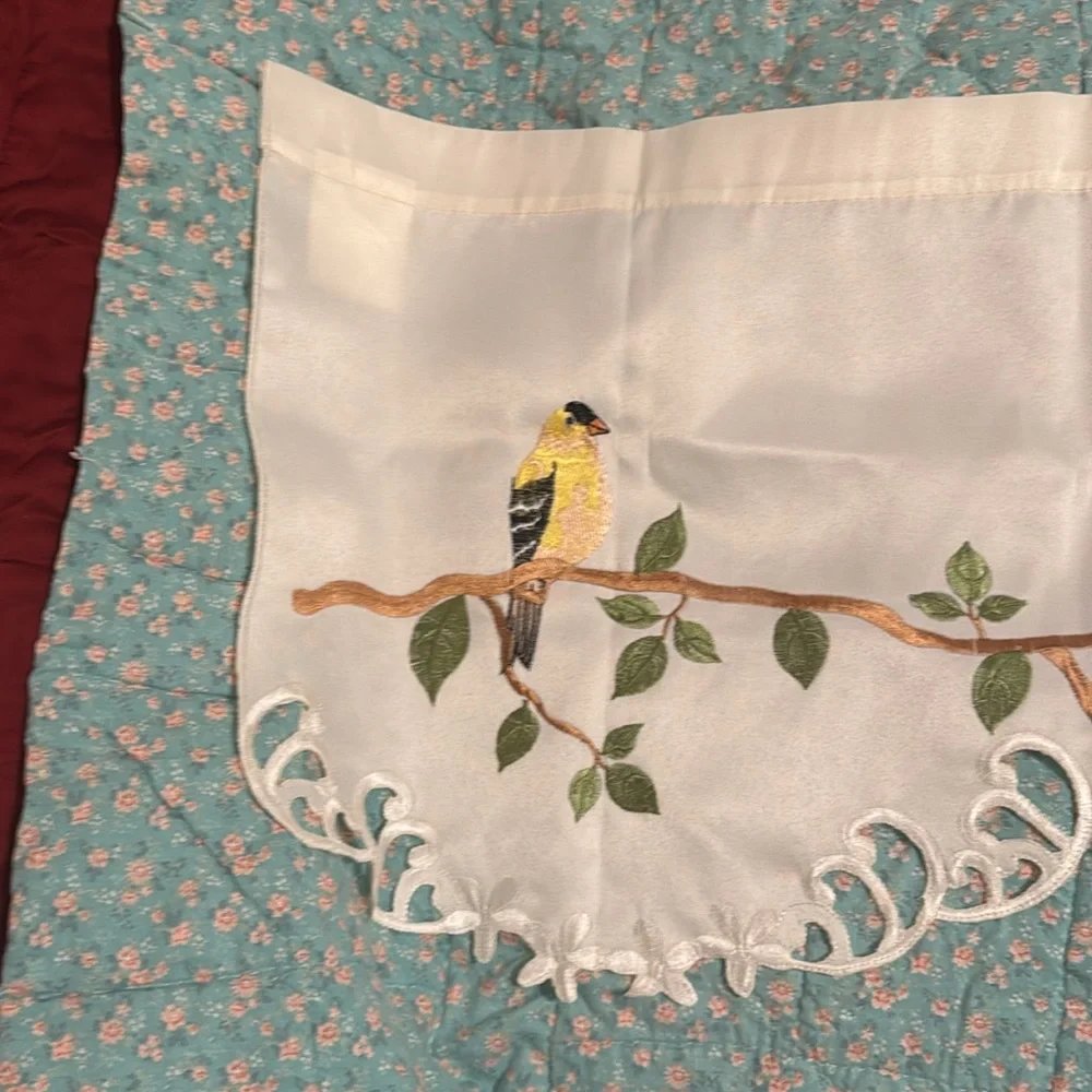 Curtain Valance Topper with Bird Motifs Red and Blue New